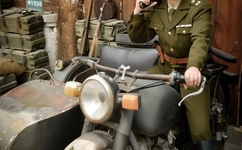 01顾泽宇在天台被体育生